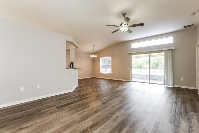 Foto del edificio - 1106 Summer Breeze Dr