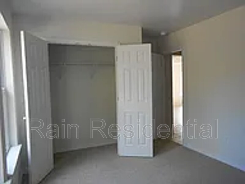 Building Photo - 9405 Cartwright Ln