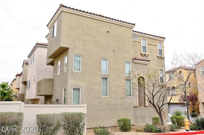 Building Photo - 9360 Roping Cowboy Ave
