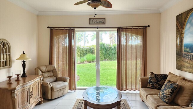 Foto del edificio - 35 Harbour Isle Dr W