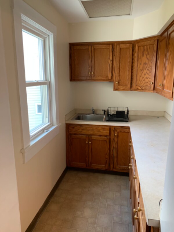 Building Photo - 966 Ridge Ave