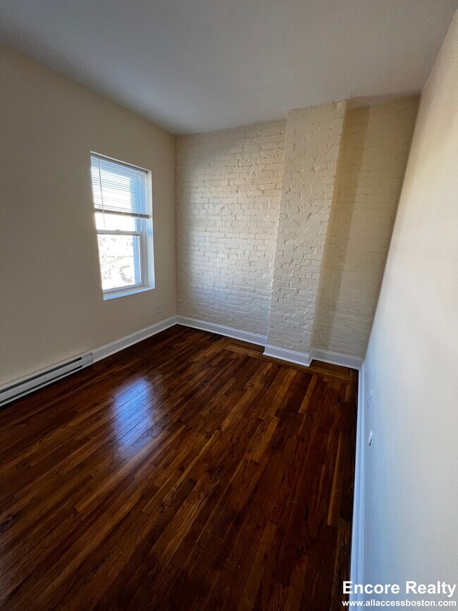 Building Photo - 888 Huntington Ave