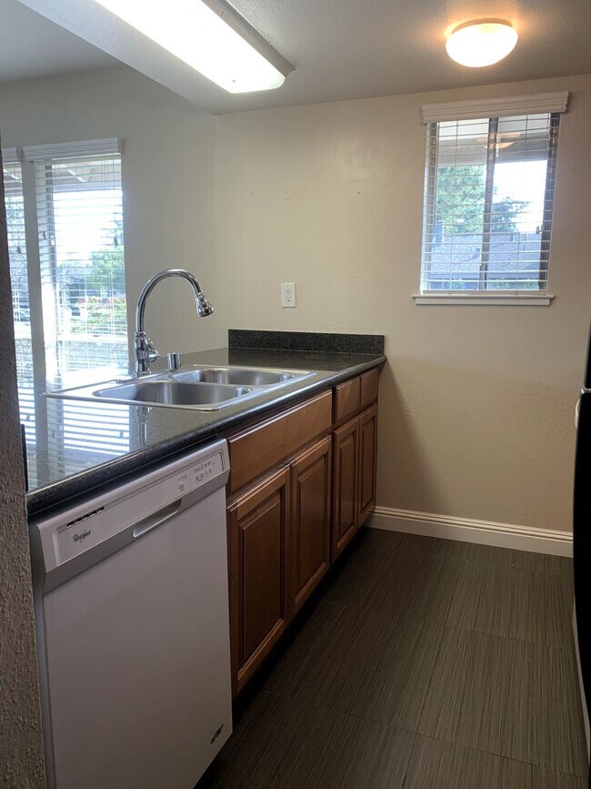 Photo - Spacious 3BD/2BA Condo in Prime Cupertino ...