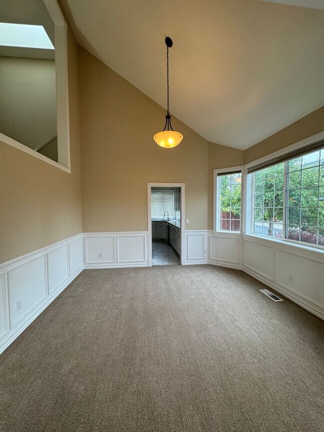 Building Photo - 14788 NW Jewell Ln