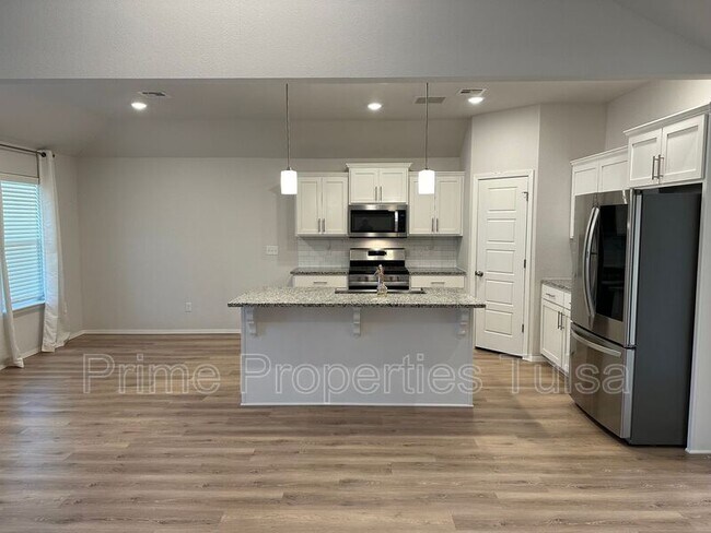 Foto del edificio - 9371 E 135th St S