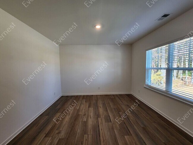 Foto del edificio - 3802 Rustic Barn Way