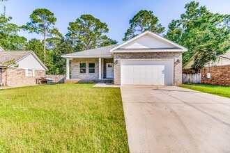 Building Photo - 7672 Old Hickory Dr