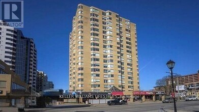 Building Photo - 695 Richmond St