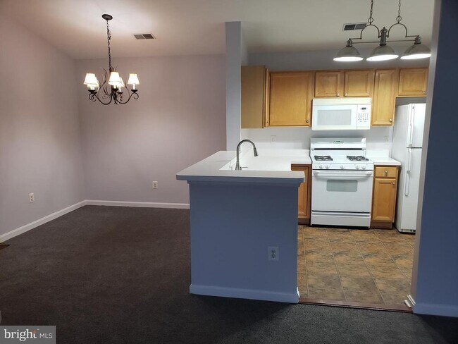 Foto del edificio - 13401 Ansel Terrace