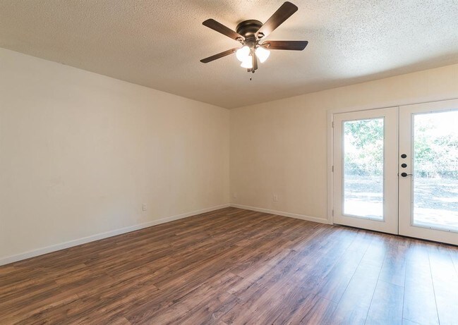 Foto del edificio - 12927 Spring Branch Dr