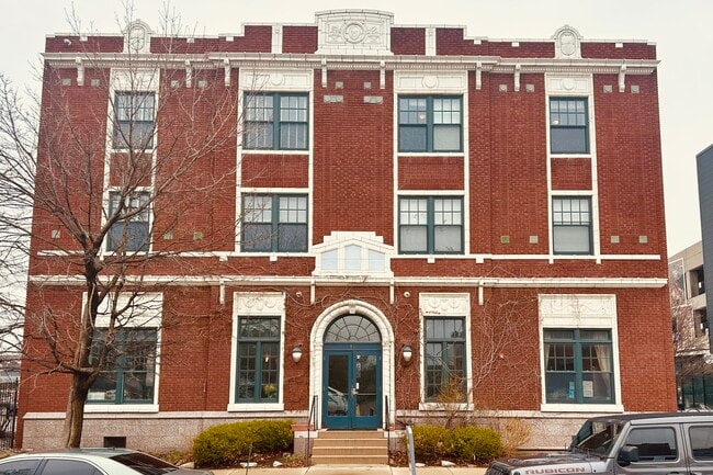 Building Photo - 71 Garfield St