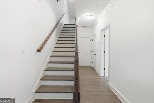 Foto del edificio - 1450 Baygreen Rd