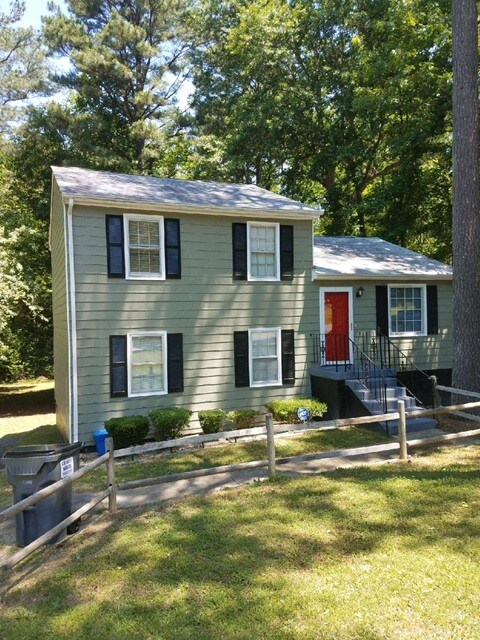 Foto del edificio - 5512 Winterleaf Dr