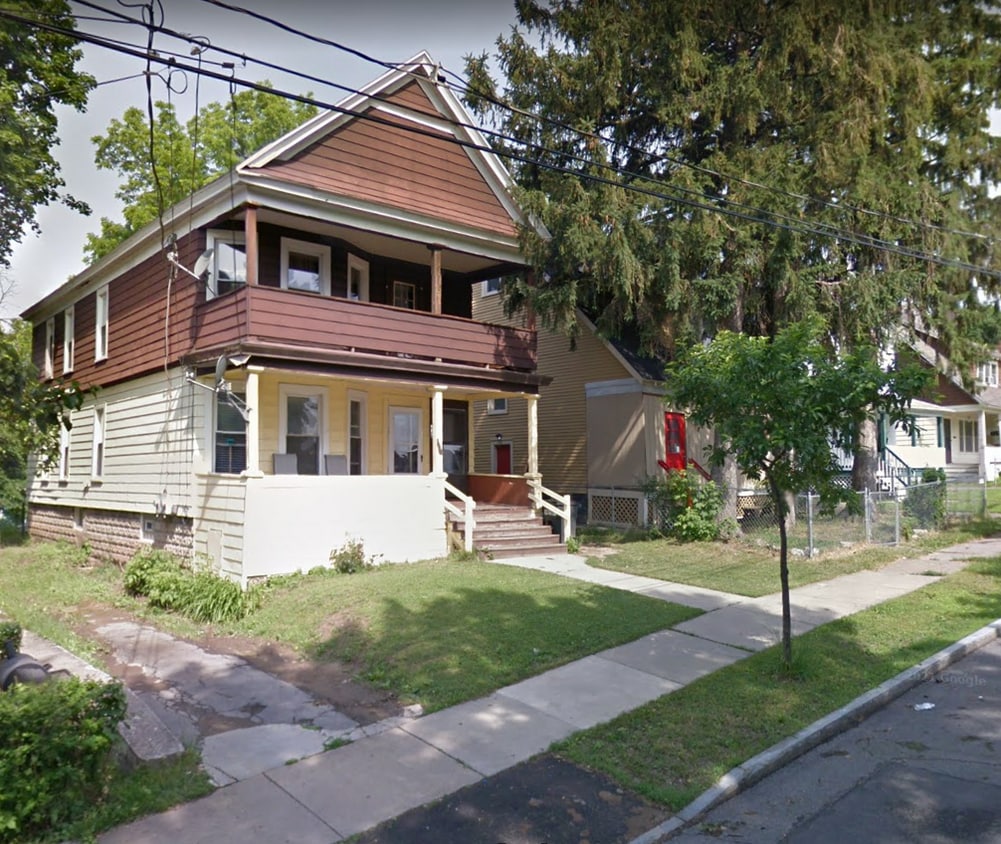 Primary Photo - 606 Summit Ave