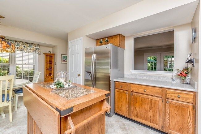 Building Photo - 2102 Salt Kettle Way