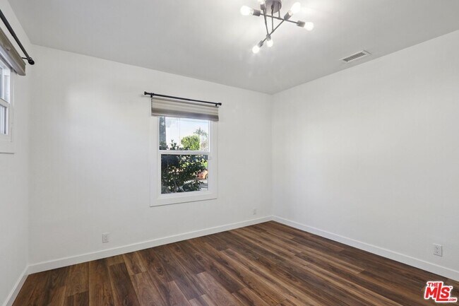 Foto del edificio - 1603 S Ogden Dr