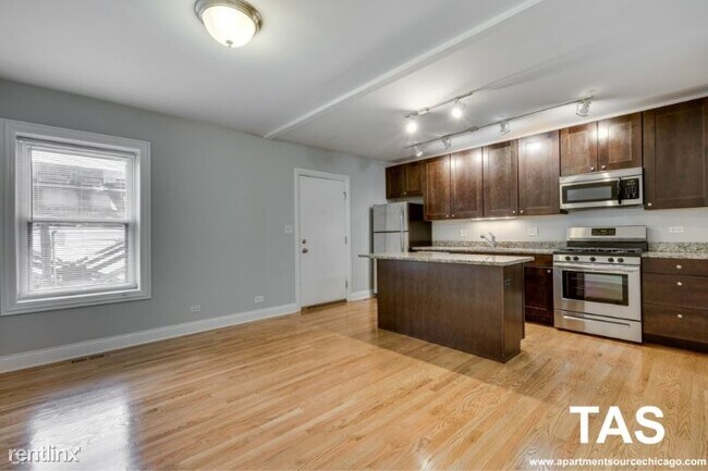 Building Photo - 2218 N Bissell St
