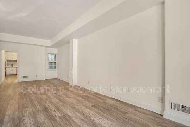 Building Photo - 1807 9th St NW