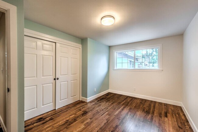 Foto del edificio - 15227 40th Ave S