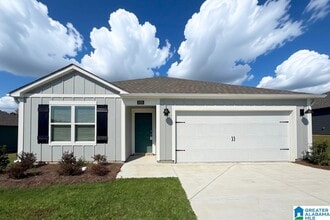 Building Photo - 2025 Ogletree Pl
