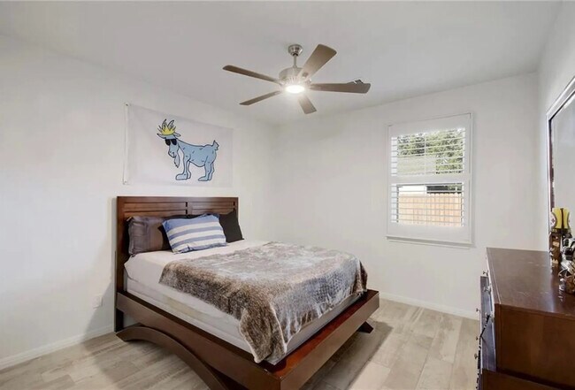 Foto del edificio - 424 Summit Ridge Dr N