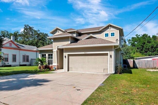 Building Photo - 8023 Interbay Blvd
