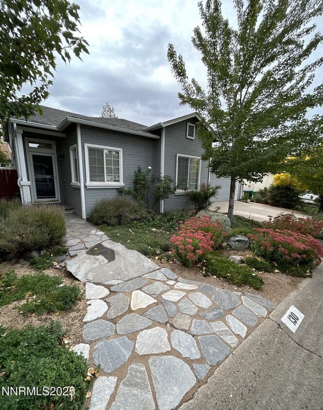 Primary Photo - 130 Summerset Dr