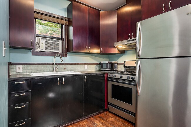 Foto del edificio - 1208 E Thomas St