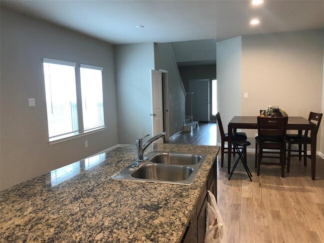 Foto del edificio - 9206 Wood Beach Way