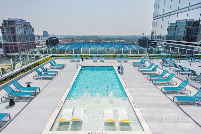 Foto del edificio - 401 S Graham St