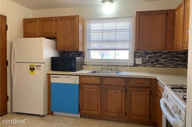 Primary Photo - 2 br, 1 bath Condo - 5 Treat Street 6D