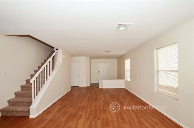Foto del edificio - 8608 W Majestic Pine Ave