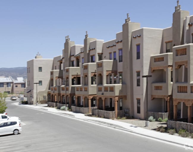 Alameda Santa Fe Condominiums Rentals Santa Fe, NM