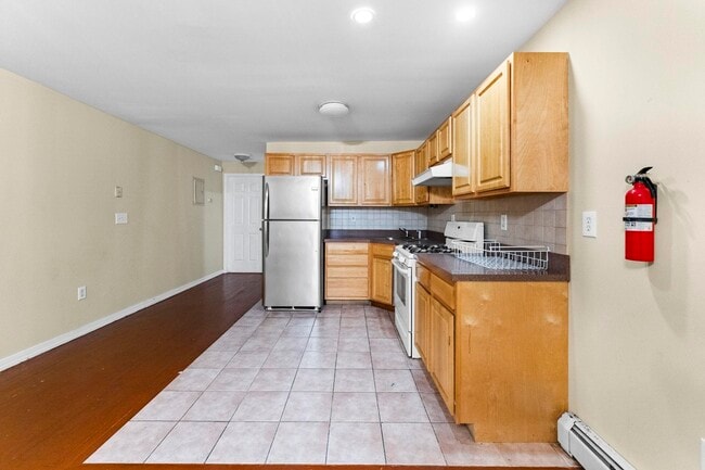 Foto del edificio - 4519 Cottage Pl