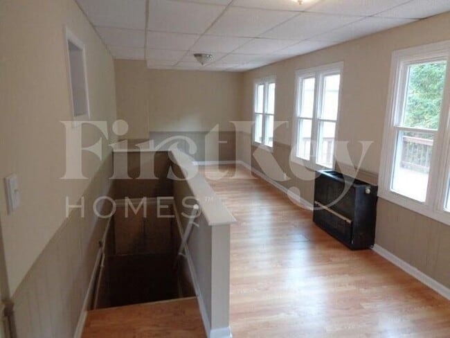 Foto del edificio - 606 Lake Shore Blvd