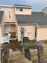 Building Photo - 640 Harbor Dr