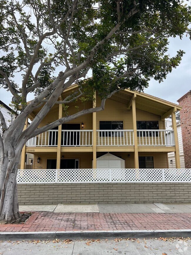 Building Photo - 1505 E Balboa Blvd