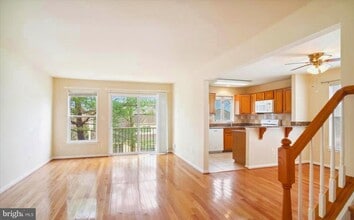 Building Photo - 22006 Stone Pier Ln