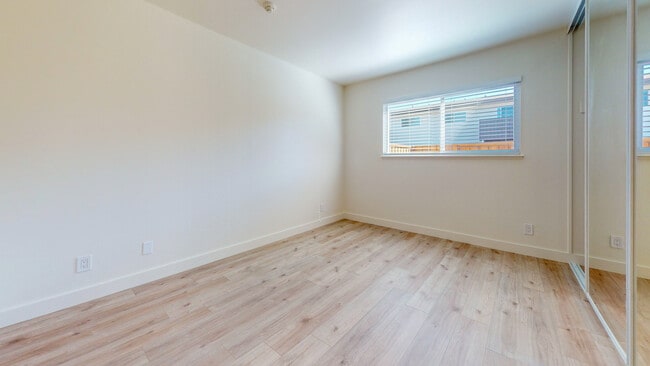 Secondary Bedroom - Sonoma Park Apartments