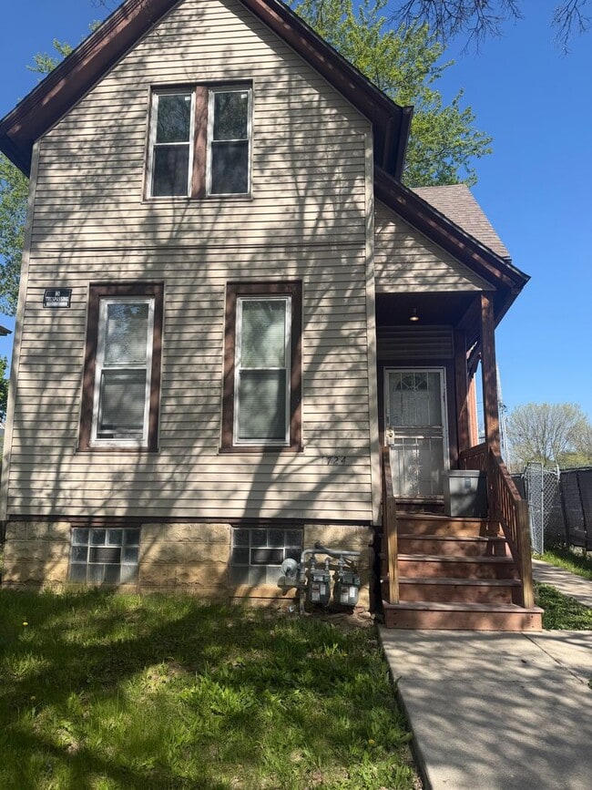 Building Photo - 1724 N 24th St