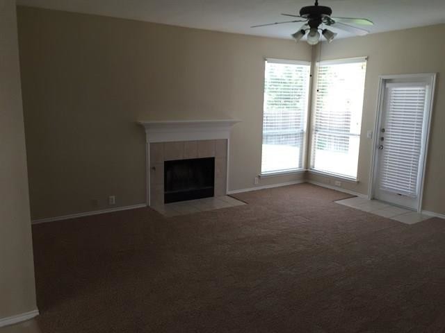 Building Photo - 712 Vallejo Dr