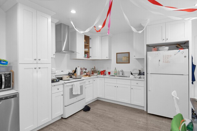 Foto del edificio - 570 N Cambridge St