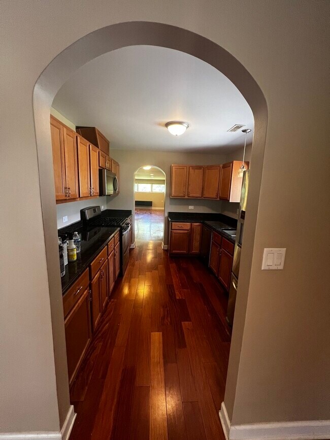 Foto del edificio - 2544 Spruce Rd