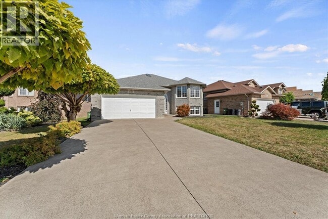 Building Photo - 3316 Kenilworth Dr