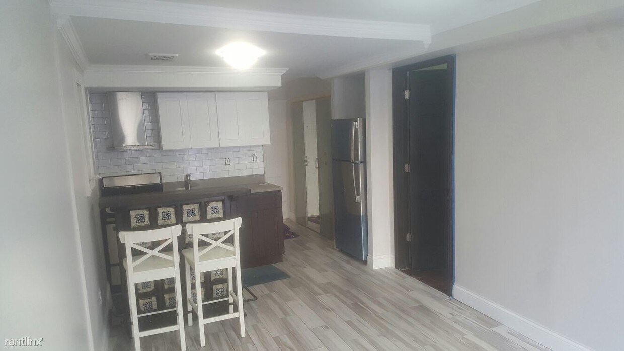 Foto principal - 4318 58th St
