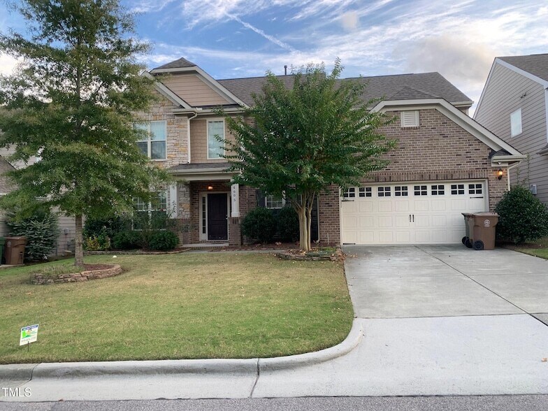 Foto principal - 4005 Channing Pl