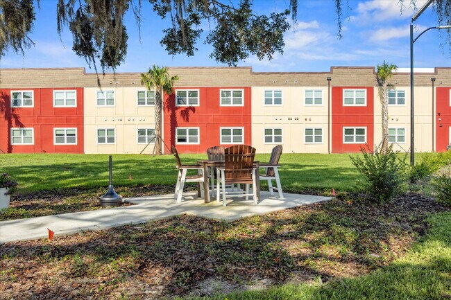 Foto del edificio - 260 Spanish Moss Cir