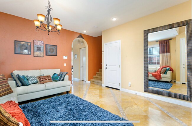 Foto del edificio - 7929 Brooke Vista Ln