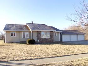 Building Photo - 5000 Twana Dr