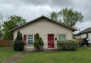 Building Photo - 1100 E Richmond Ave